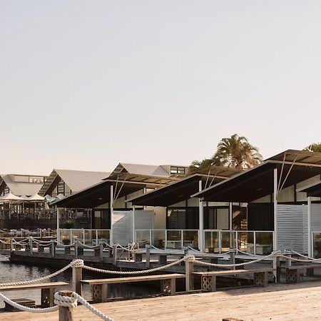 Caves Coastal Bar & Bungalows Caves Beach Esterno foto