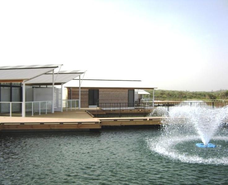 Caves Coastal Bar & Bungalows Caves Beach Esterno foto